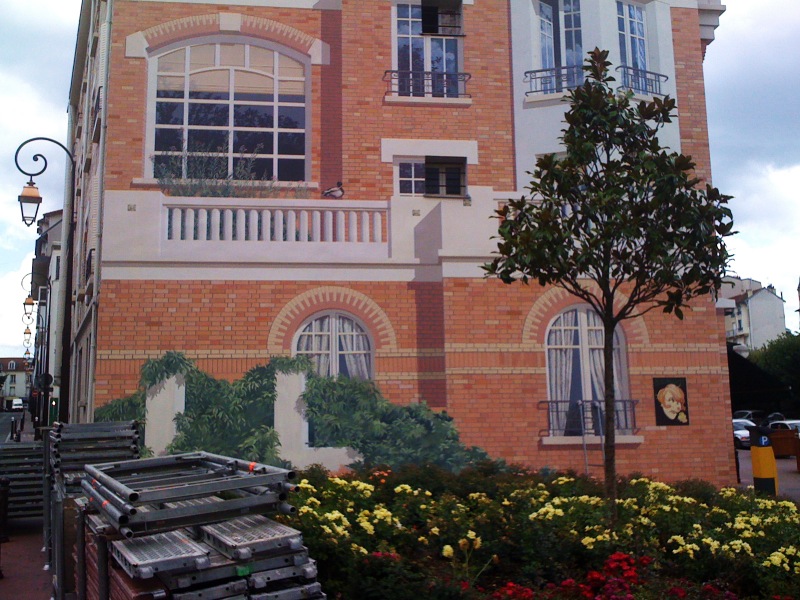 Tout est démonté. Enghien-les-Bains